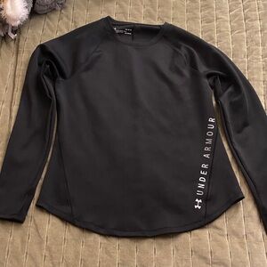 Under Armour Black Women's Long-Sleeve Crew Pullover